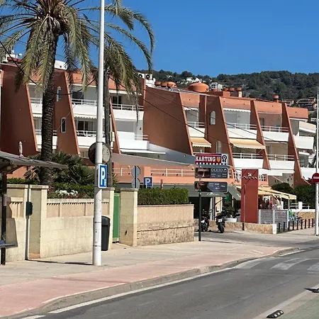 アパート La Siesta