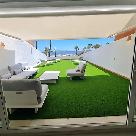 アパート La Siesta